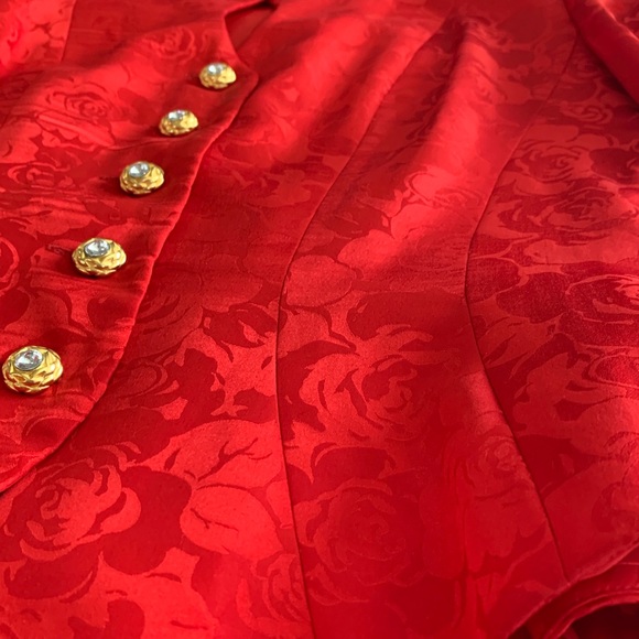Vintage AJ Bari Silk Skirt Suit set Royal Red Sz 10 GOLD BUTTONS - Picture 5 of 17